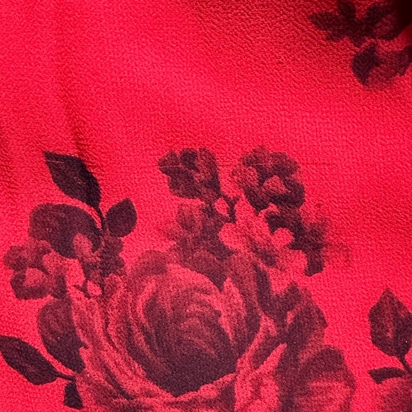 Torrid Mini Chiffon Off-Shoulder Skater Dress | Red & Black Floral | Size 4X - Picture 10 of 10